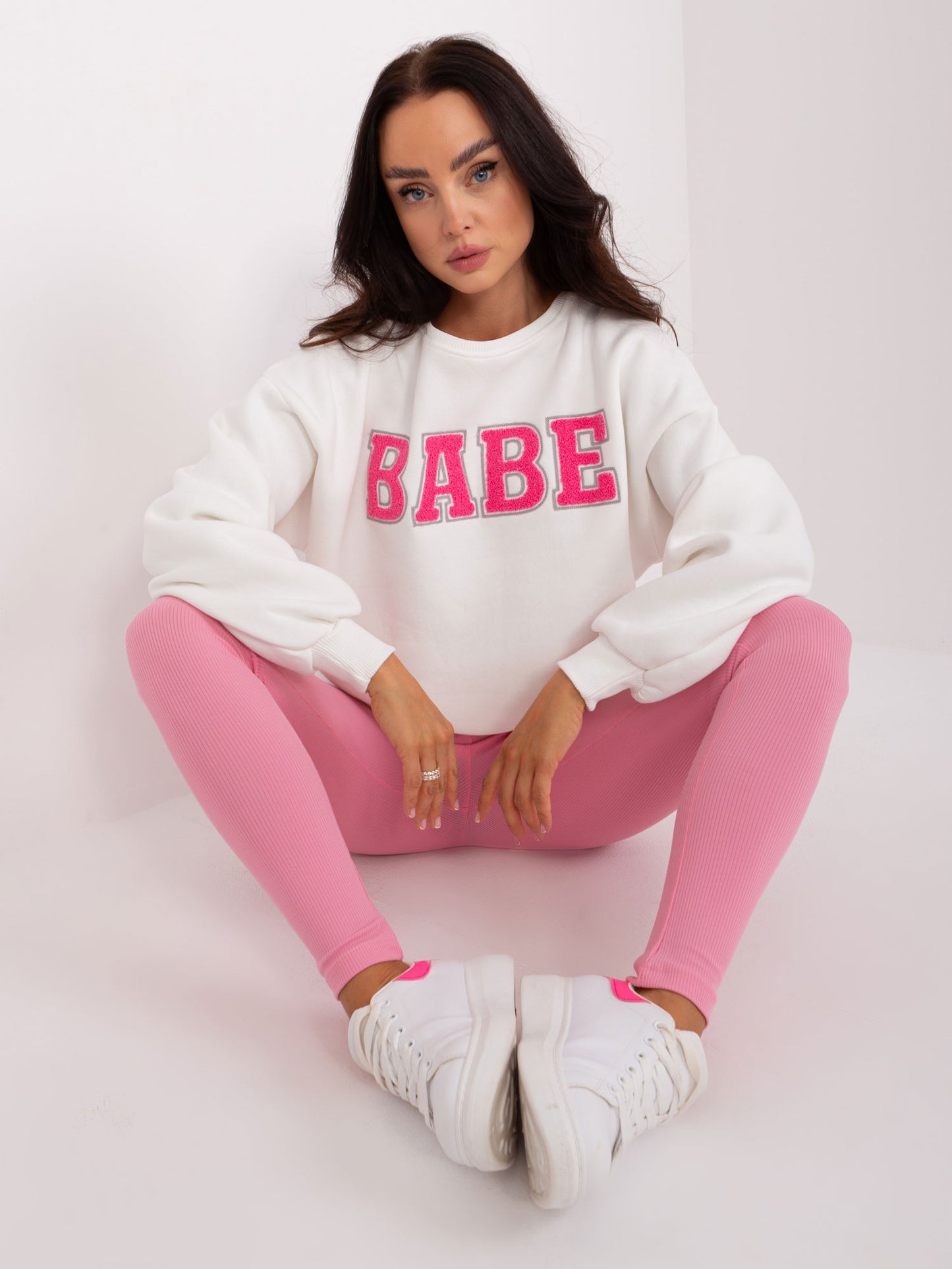 BABE WHITE sweater