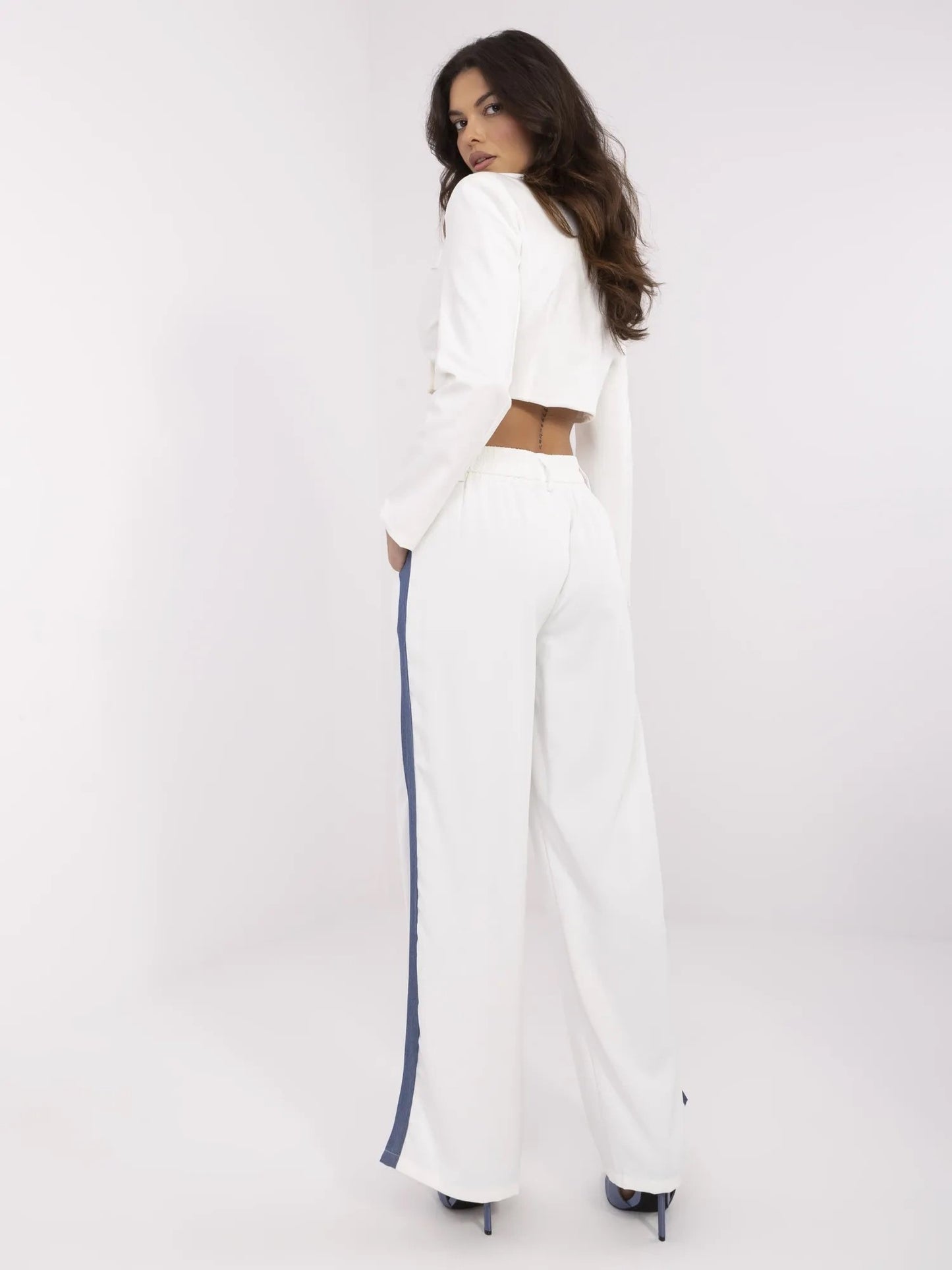 BLUE pants