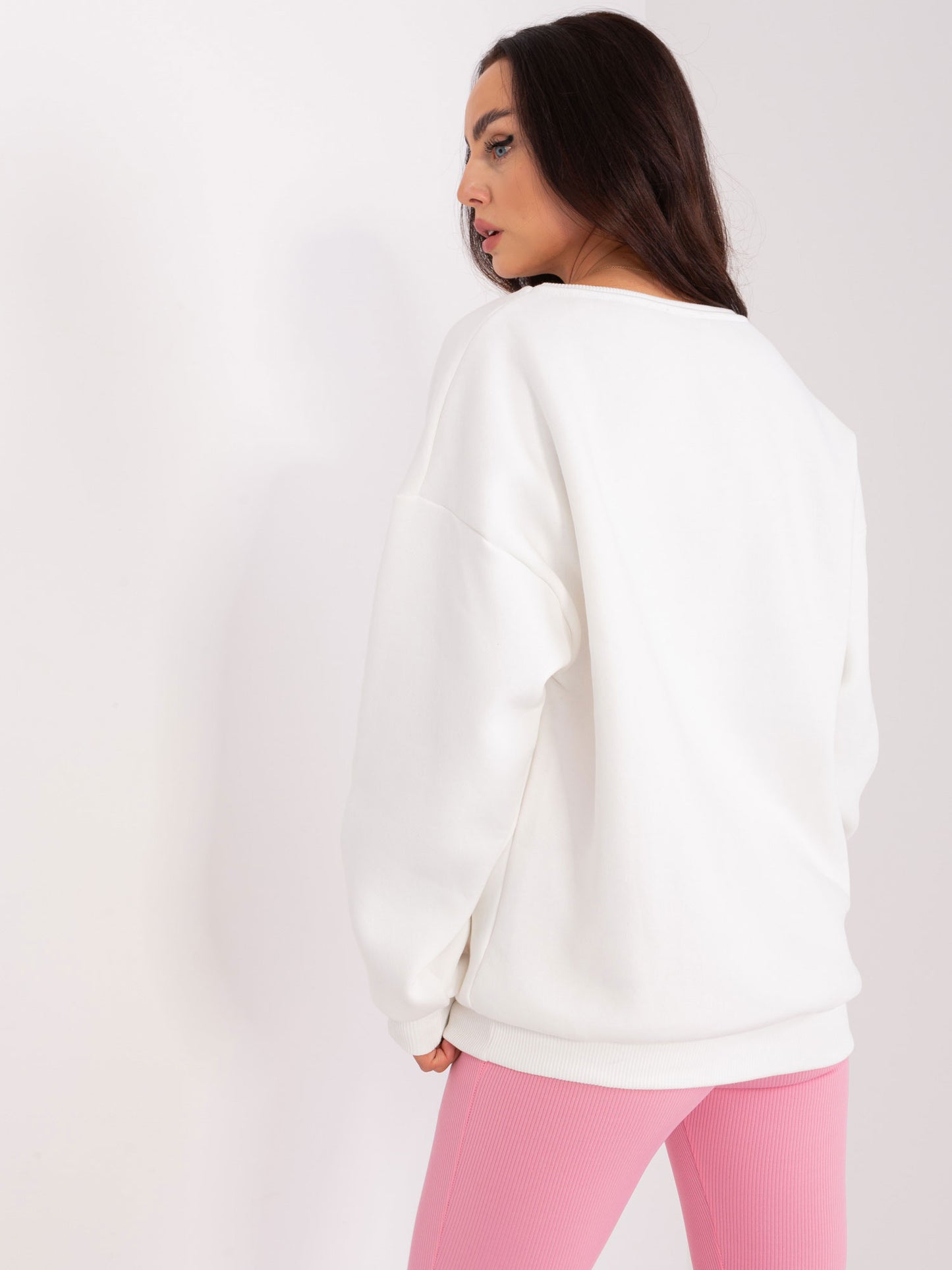 BABE WHITE sweater