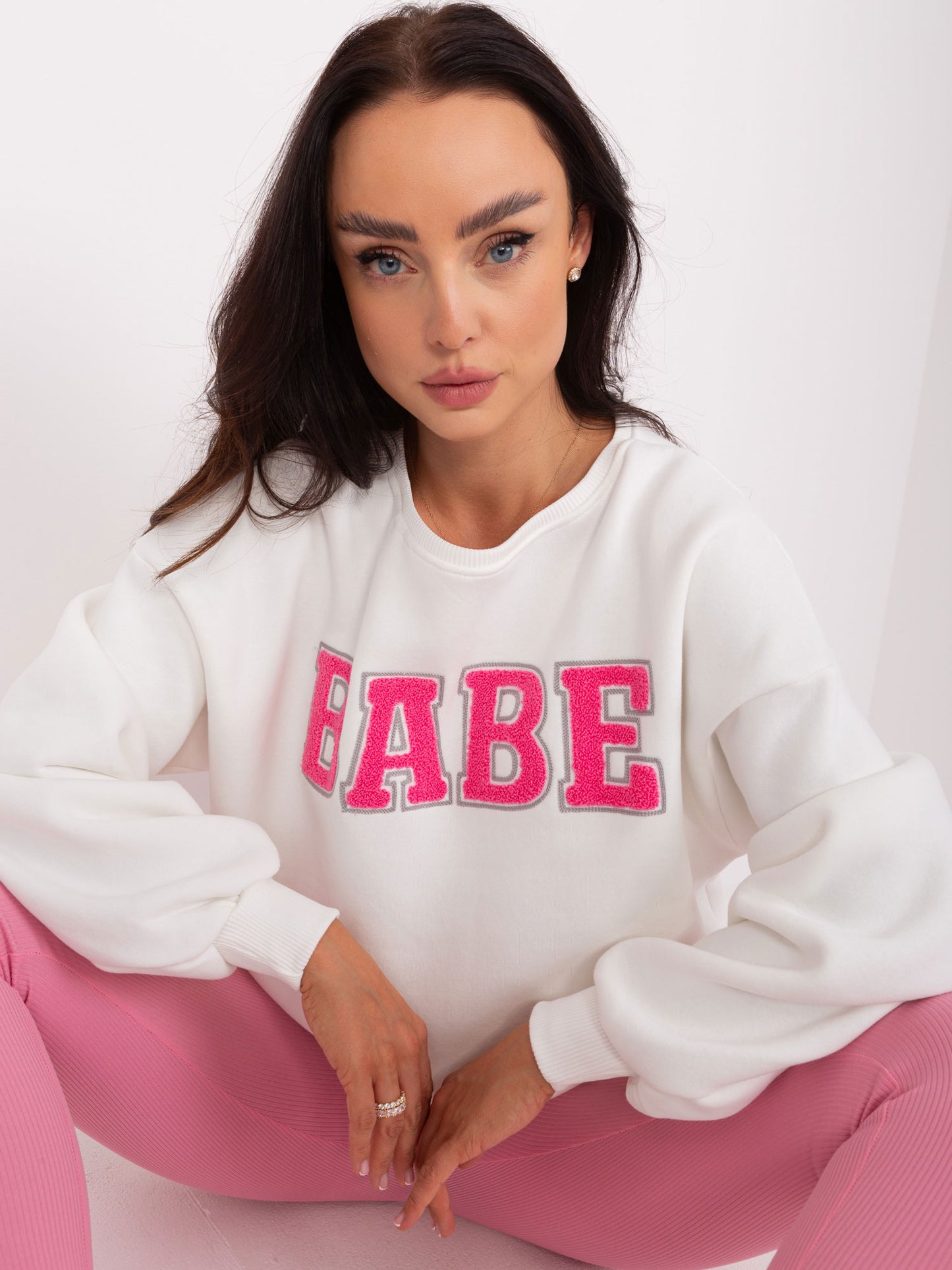 BABE WHITE sweater