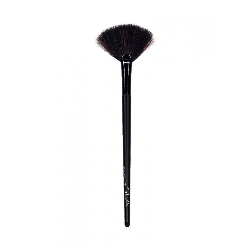 SLA PARIS MUA brush fan