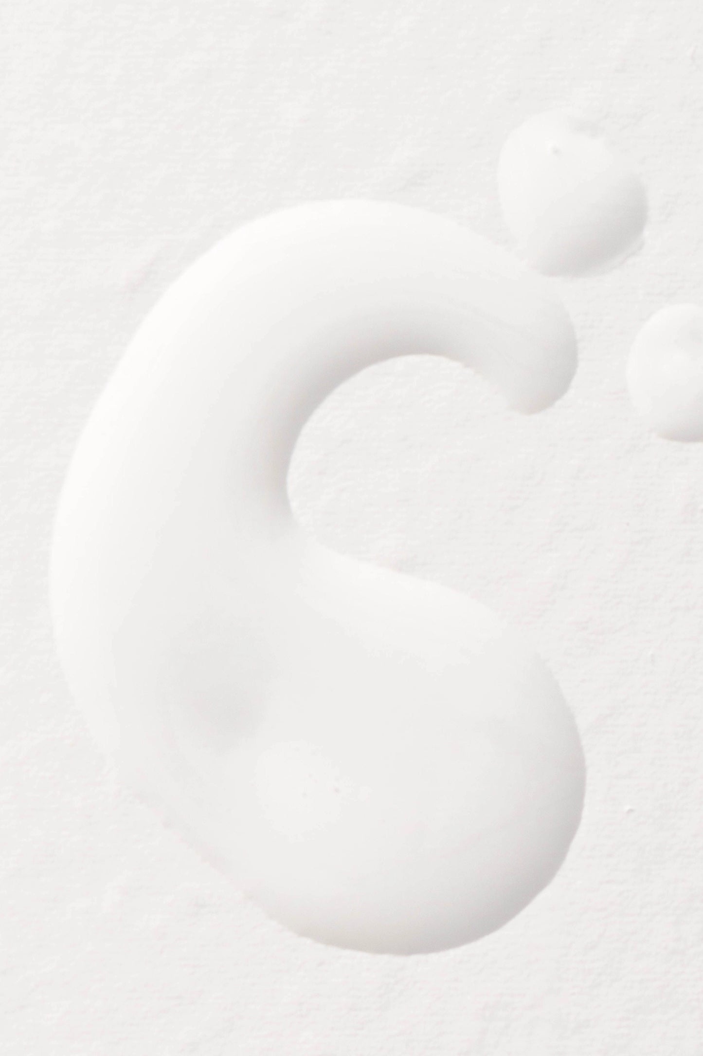 ALTERNA CAVIAR SMOOTHING ANTI-FRIZZ NOURISHING OIL glotninamasis plaukų aliejus 50 ml