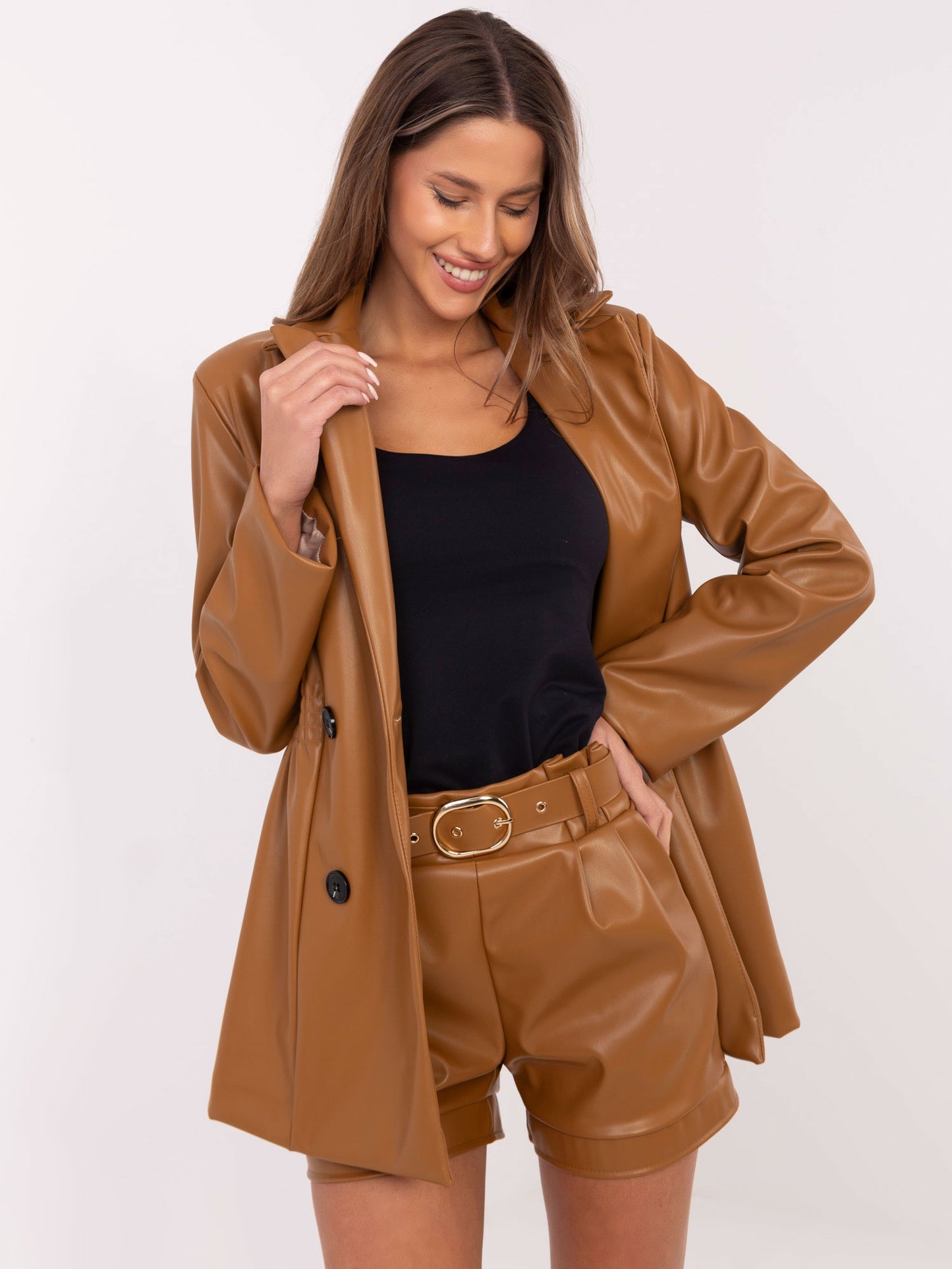 LEATHER šortai