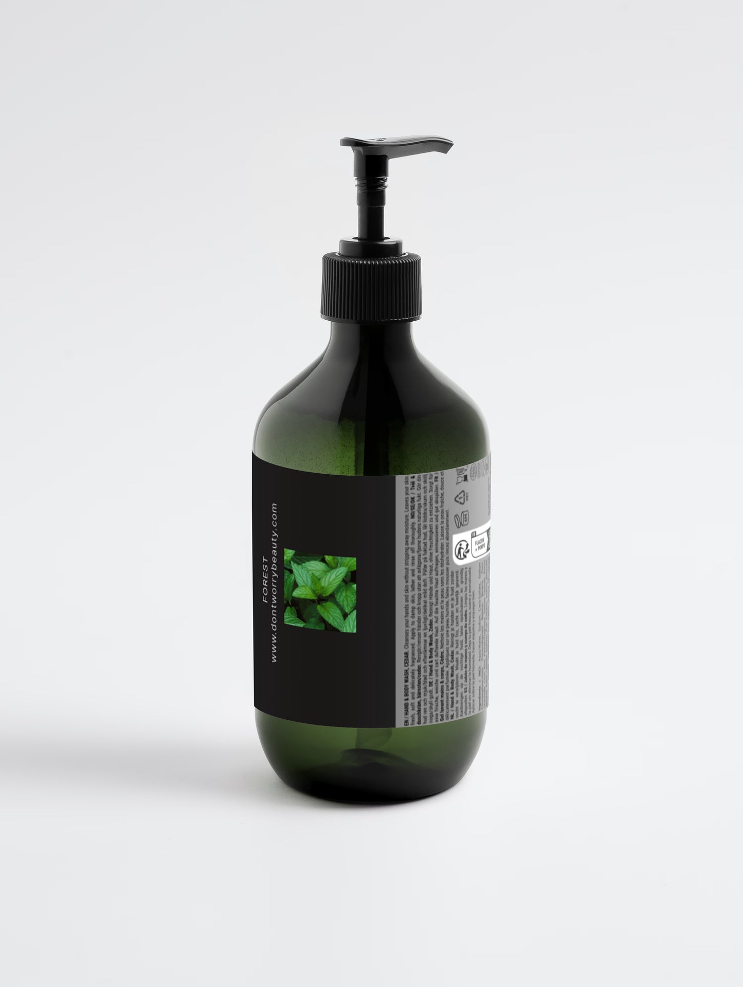 DWB mėtų ir kedro prausiklis FOREST, 490ml