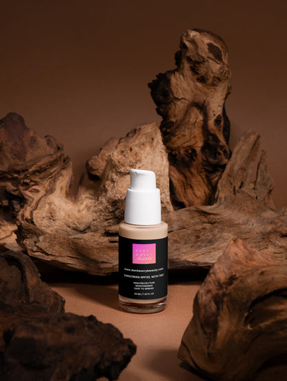 Don’t Worry Beauty apsauginis veido kremas nuo saulės su atspalviu SPF30, 30 ml