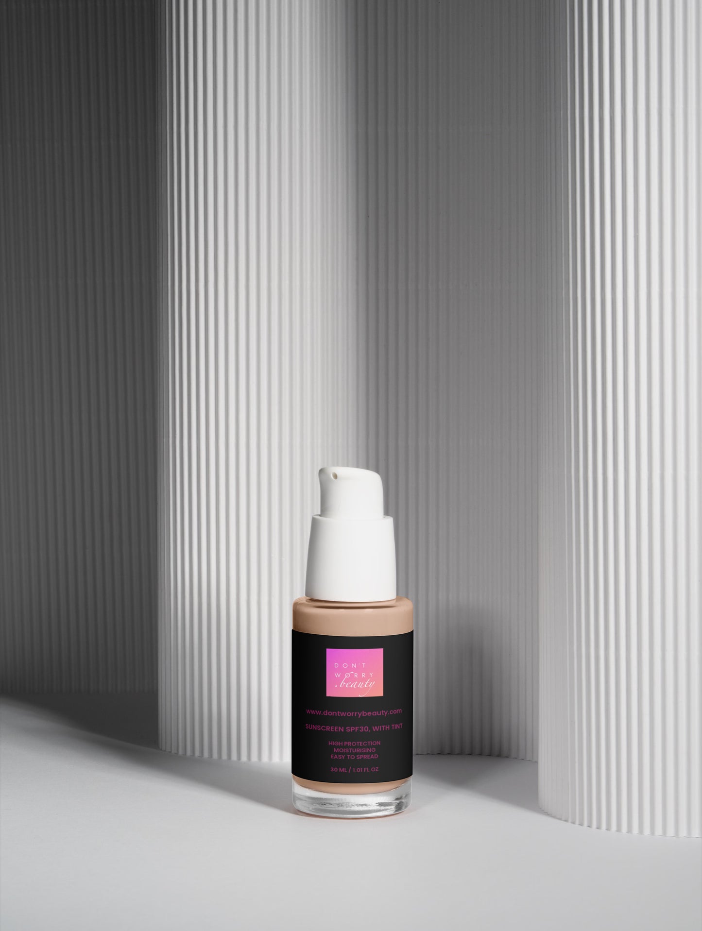 Sunscreen SPF30, with tint