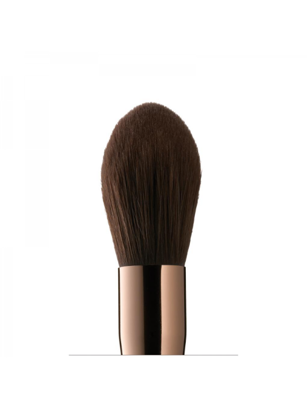 DELILAH BLUSHER/HIGHLIGHTER BRUSH skaistalų ir švytėjimo suteikiančios priemonės šepetėlis