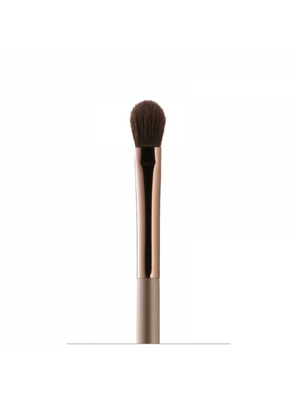 DELILAH EYESHADOW BRUSH akių šešėlių šepetėlis